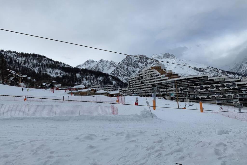 Studio 1600 Pied Des Pistes Avec Magnifique Vue Puy-Saint-Vincent Exterior photo